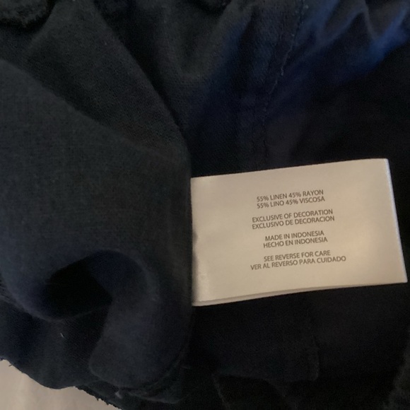 Gap Women’s Blue Linen Blend Shorts With Drawstring.  Size XL - Picture 5 of 5